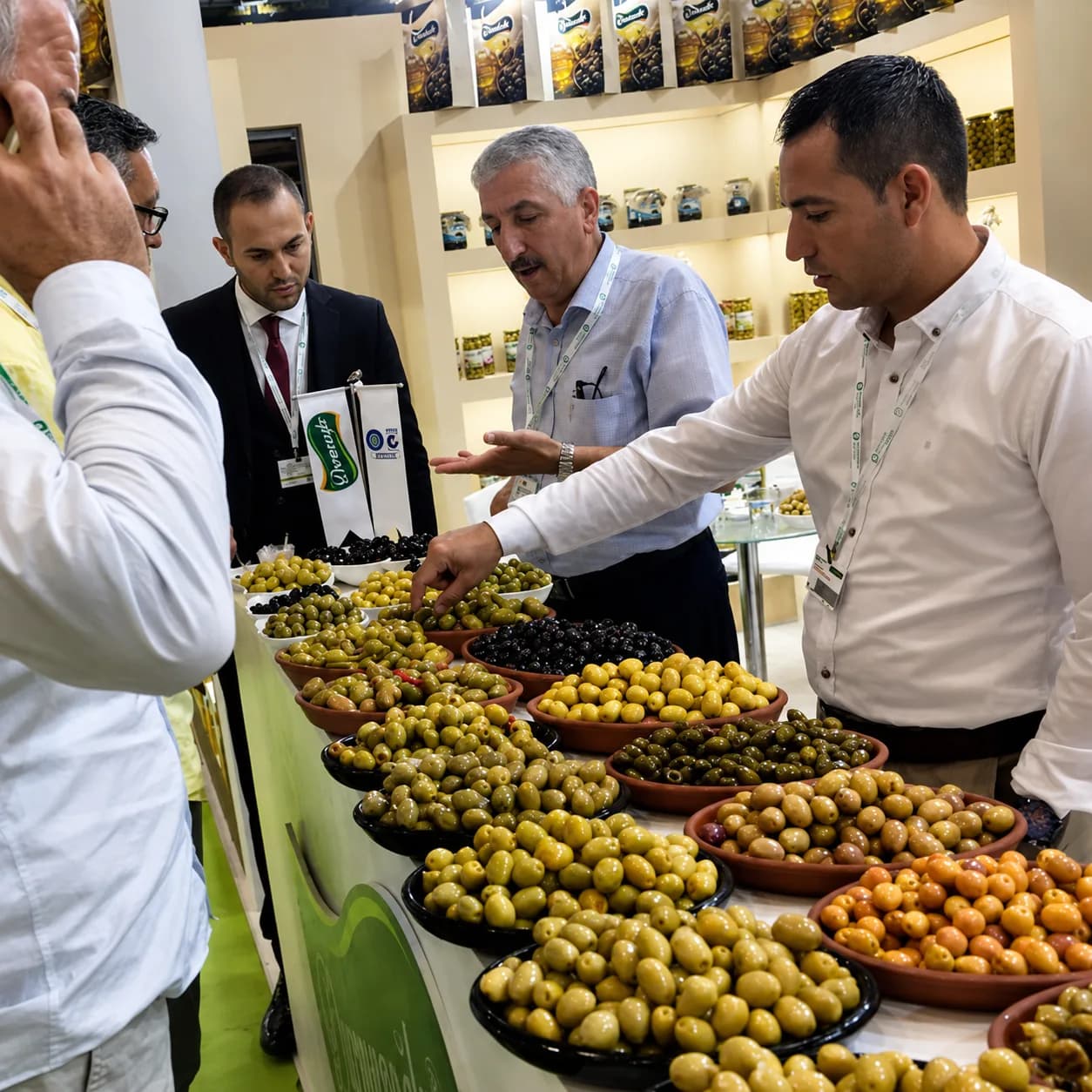 Product tasting presentation at the trade fair stand