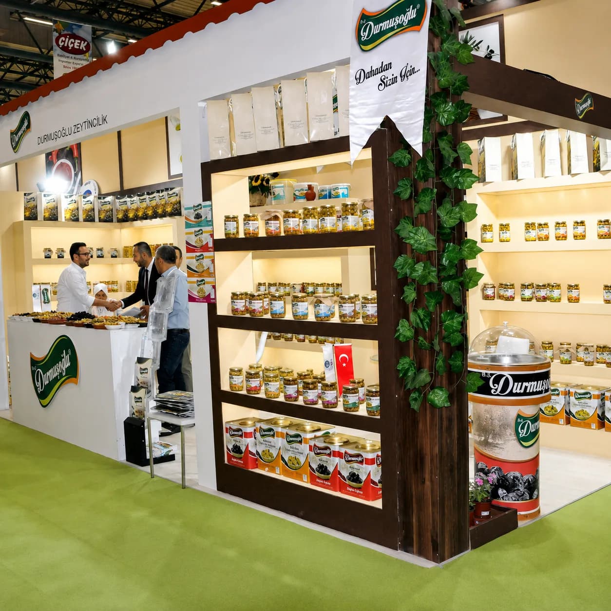 Jar and tin product range displayed at the trade fair stand