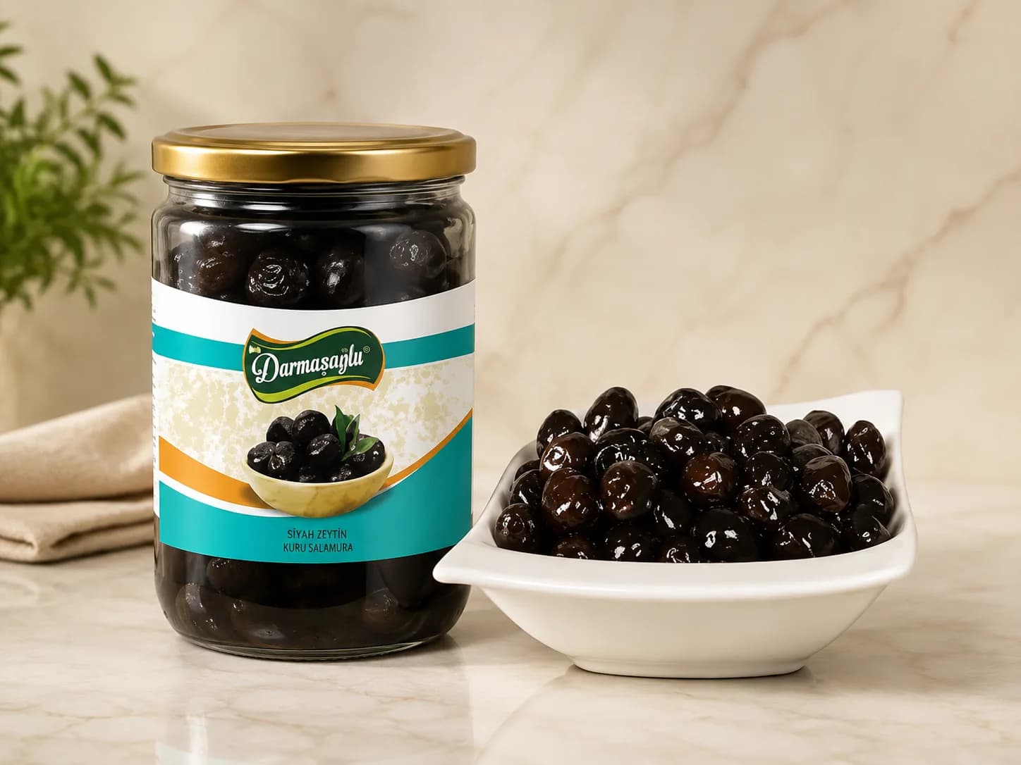 Gemlik type black olive in a 720 cc glass jar